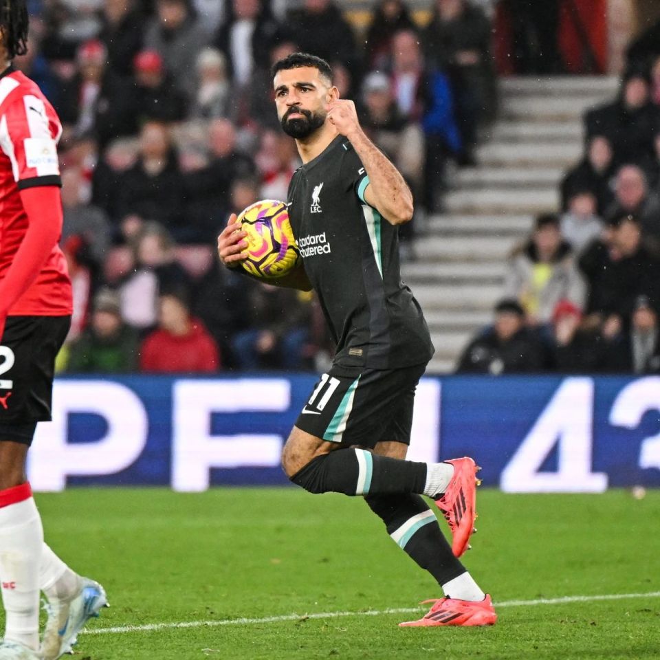 开云体育-萨拉赫在利物浦比赛中最后时刻胜出，爆冷引发热议！赛场气氛高涨的简单介绍-开云体育